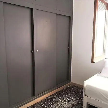 Piso A Dos Minutos De La Playa En *