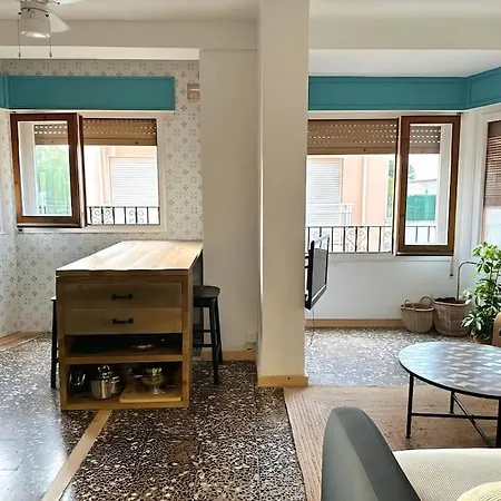 Piso A Dos Minutos De La Playa En *